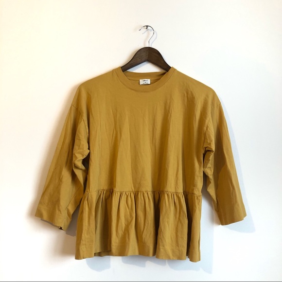 Wilfred Aritzia Ruffle Hem Flowy Shirt Top Yellow